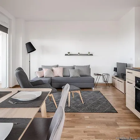 Rentplanet - Atal Tower Apartment