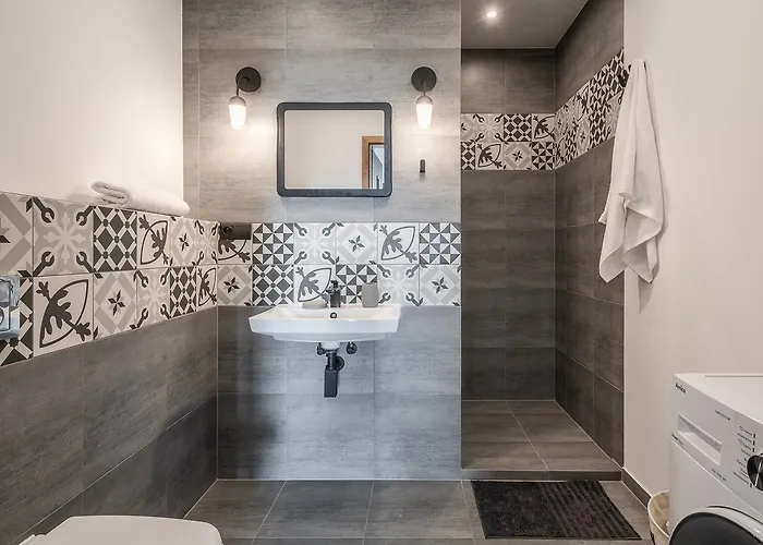 Rentplanet - Atal Tower