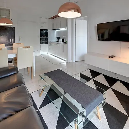 Apartment Rentplanet - Atal Tower *