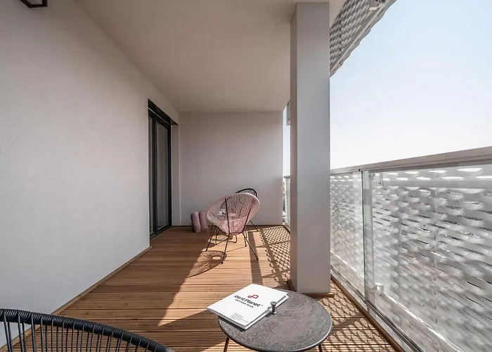 Apartamento Rentplanet - Atal Tower *